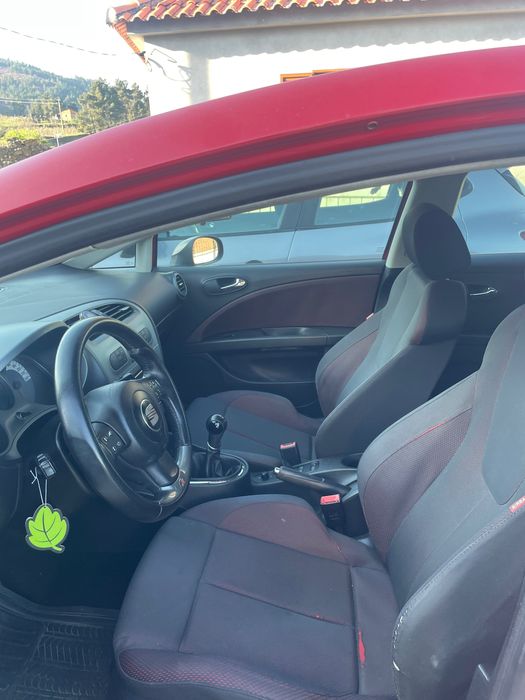 Seat Leon 1P 2.0 TDI 140cv | Look FR | Jantes 18 | Suspensão Koni