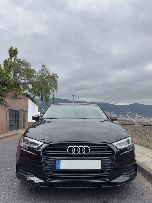 Audi A3 Limousine 1.6 TDI S tronic design