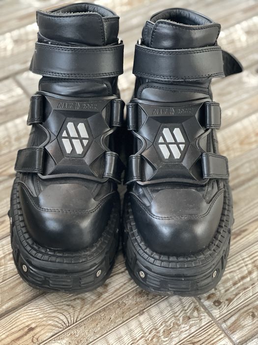 New Rock Unisex Metallic Black Gothic PunkClassic Leather Biker Boots