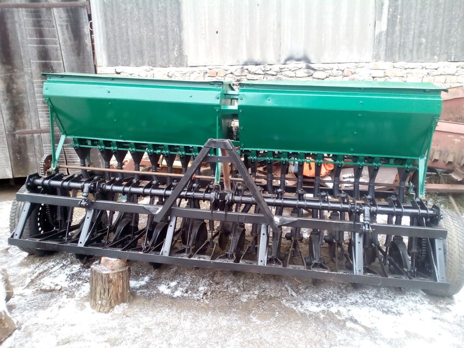 Сівалка зернова навісна