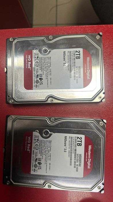 Жорсткий диск Western Digital Red NAS Hard Drive 2TB (WD20EFAX)