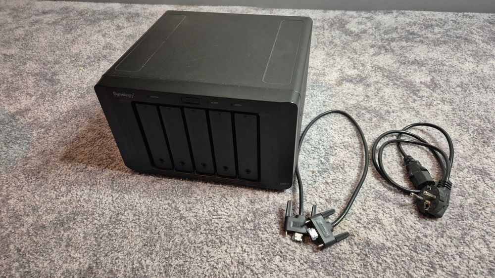 Synology DX513 – jednostka rozszerzająca NAS (5 zatok)