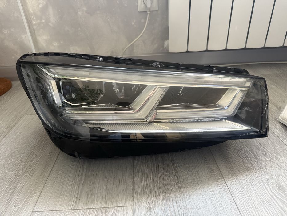 Фара та блоки фари Audi q5 80a USA 2018