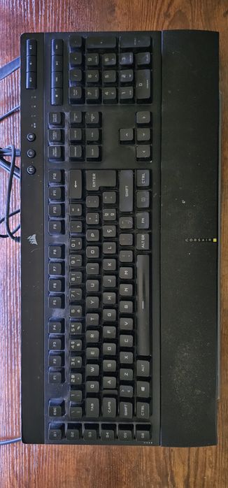 Teclado Corsair K55 RGB PRO