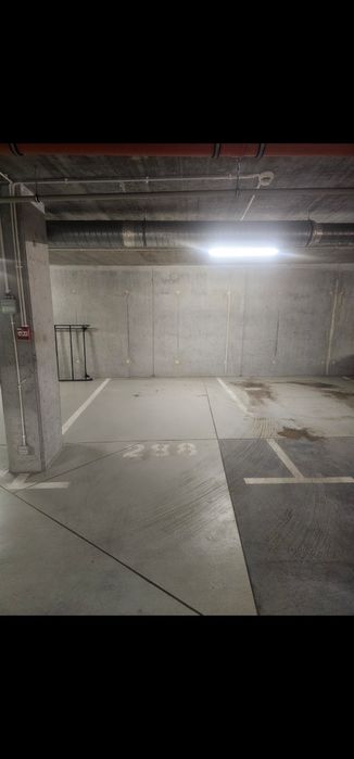 Miejsce parkingowe ul. Przewóz 32H/J -1 - Widok 2