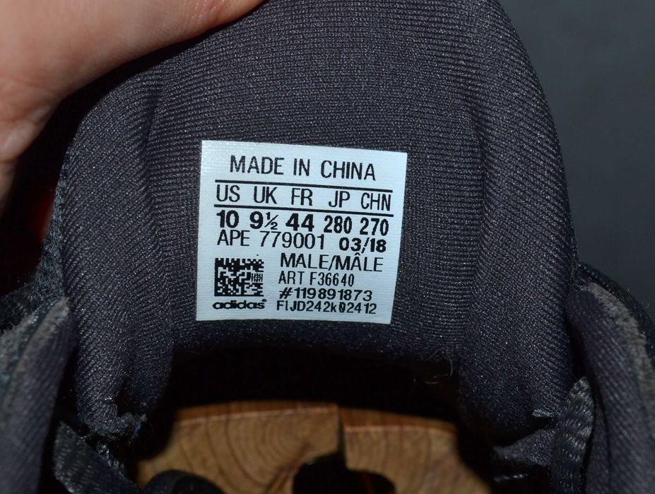 Кросівки Adidas Yeezy 500 Utility Black оригінал - 44 розмір
