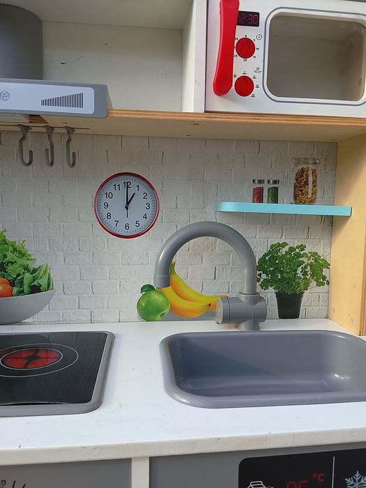 Cozinha de brincar de madeira