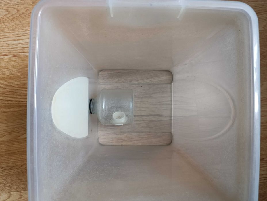 Система для очистки води об’ємом 10л