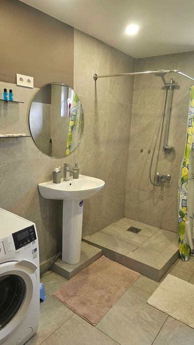 Оренда вілли біля лісу! Басейн/Баня/Чан/Генератор/Піч. GreenHillsVilla