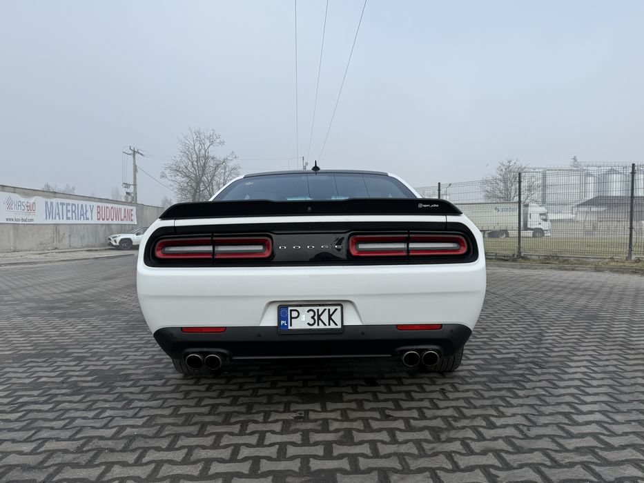 Dodge Challenger SXT Plus 2018