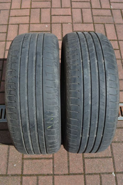 2x 225/55/17 Bridgestone Turanza T005