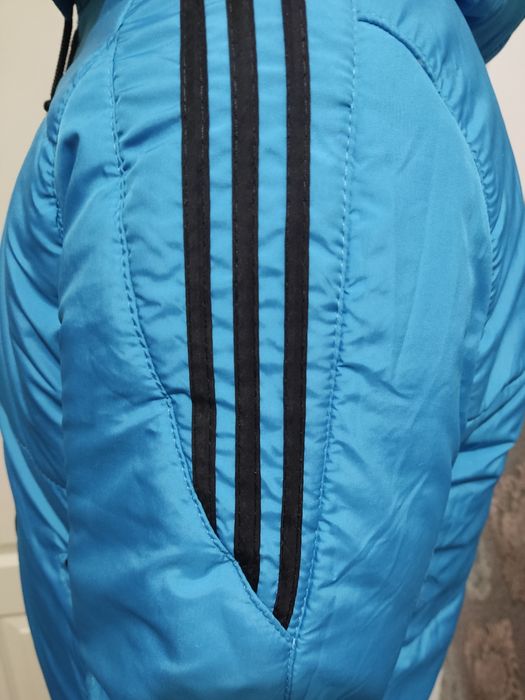 Стильная зимняя женская куртка