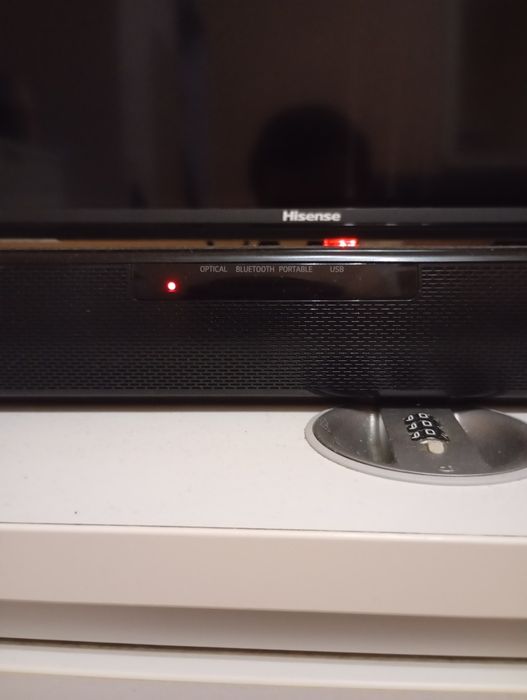 Soundbar LG SJ2 com Subwoofer sem fios de 160 Watts