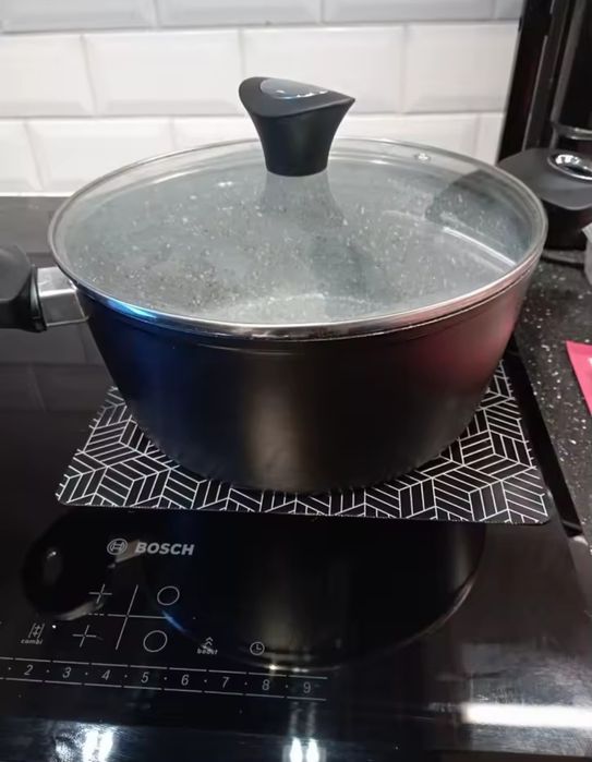 Коврик силиконовый для индукционной плиты  25*25 см