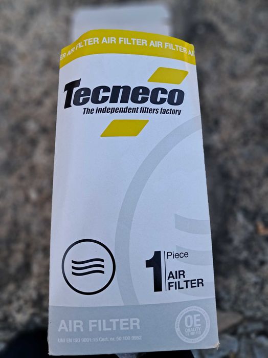 Vendo  filtro de ar para  Mercedes  200