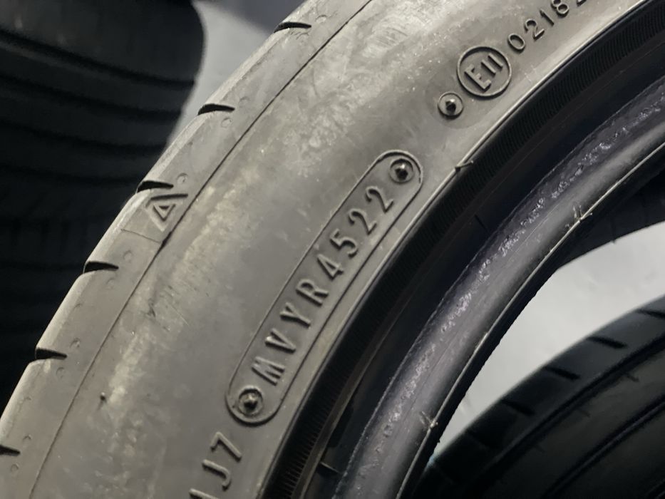Продам пару літніх шин Falken 225/45 R18