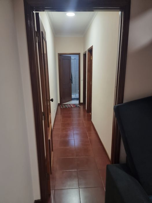 Quarto undividual para arrendar. 300€ Raimonda