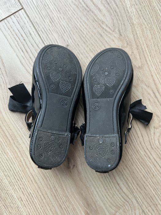 Baleriny Sinsay w rozmiarze 24