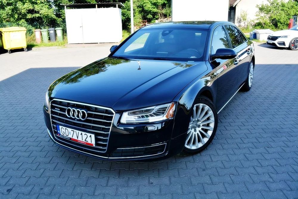 Audi A8 4x4, Bardzo bogate wyposażenie