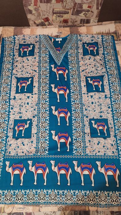 Жіноча туніка вільного крою літня