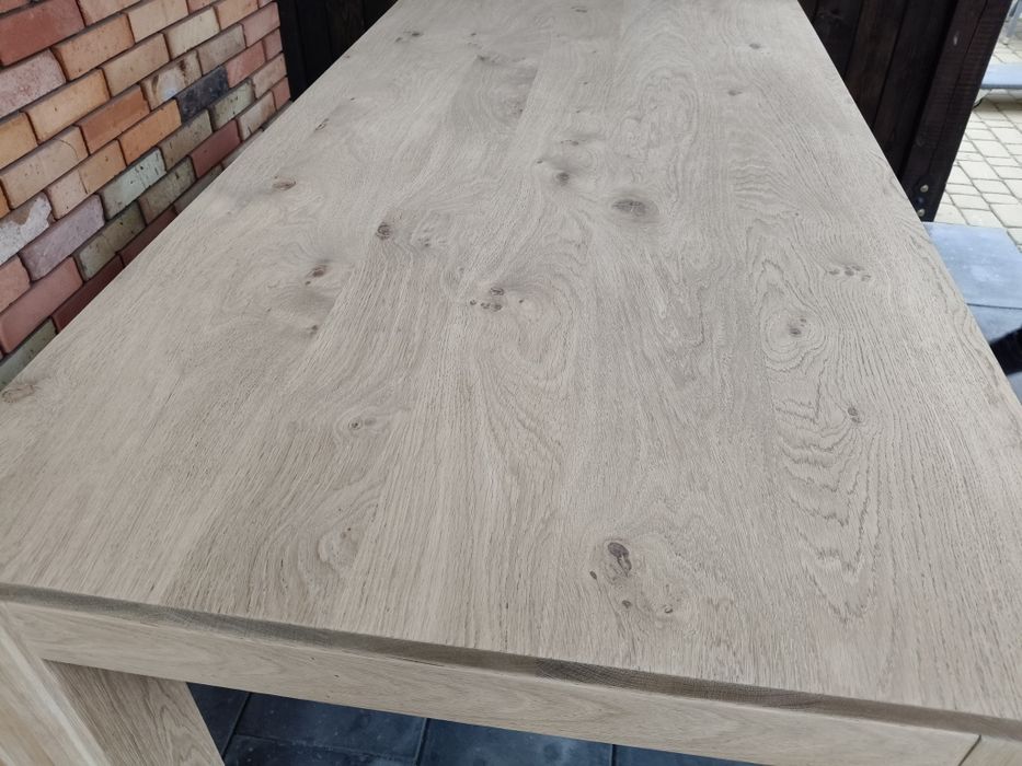 Stół dębowy / surowe drewno / oczyszczony