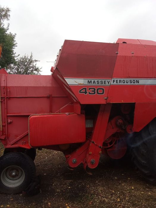 Комбайн Маісей Фергюсон 430