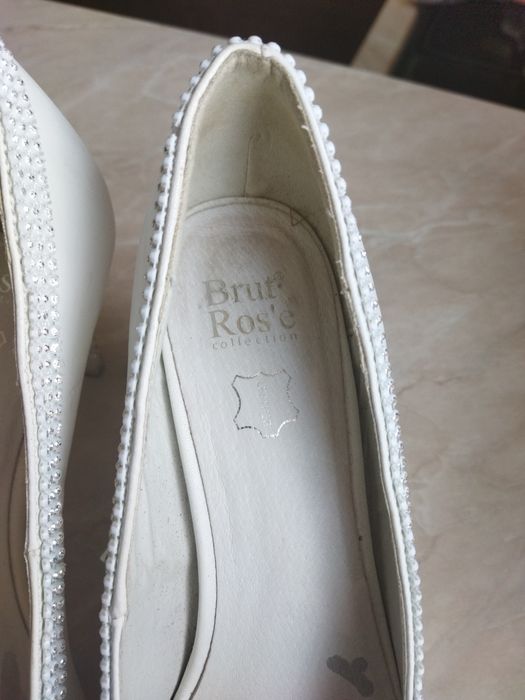 Продам свадебные туфли