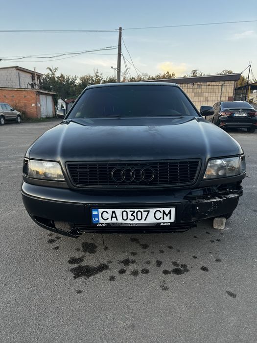 Продам Ауді А8 )