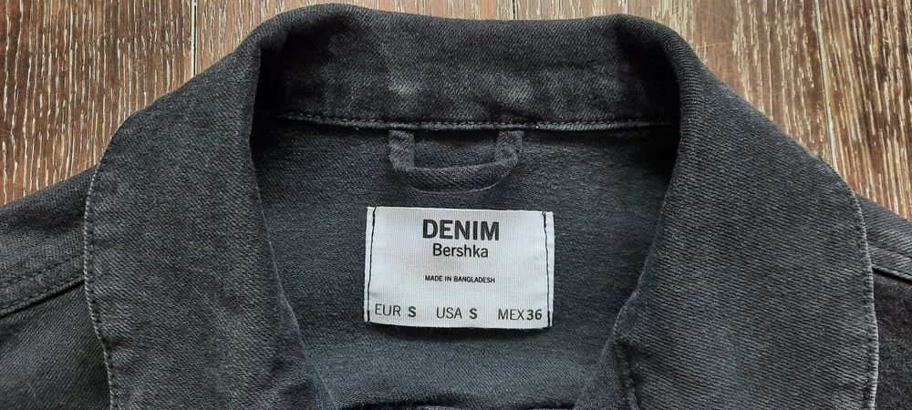 Kurtka jeansowa Bershka r.S czarna