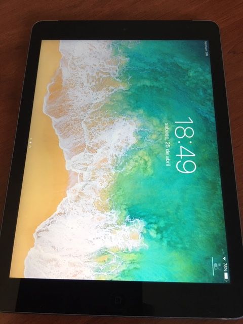 Apple iPad Air, Model A147564297745070722121