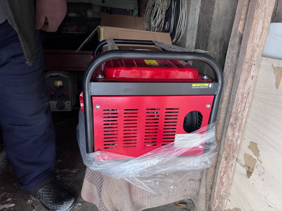 бензиновий генератор WALTER STAHL, модель FY8500W