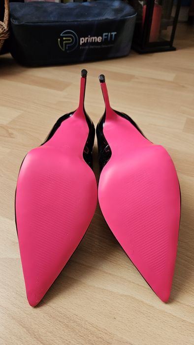 Szpilki nr 46 czarne lakierki - nowe