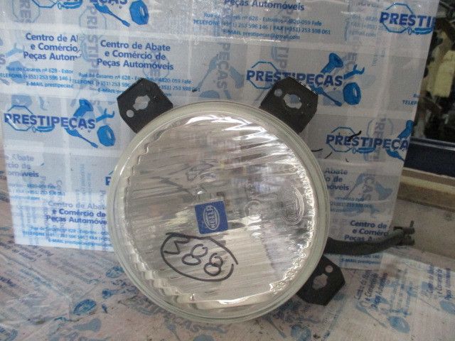 Farol nevoeiro frente direito VOLKSWAGEN Golf II (19E, 1G1)