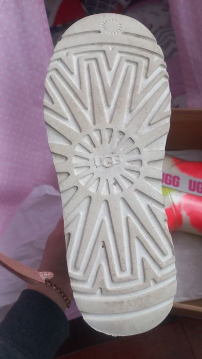 Продам силіконові ugg