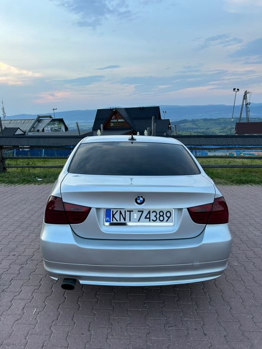 BMW E90 LCI 2.0 Benzyna 2009 | Zadbane | Manual