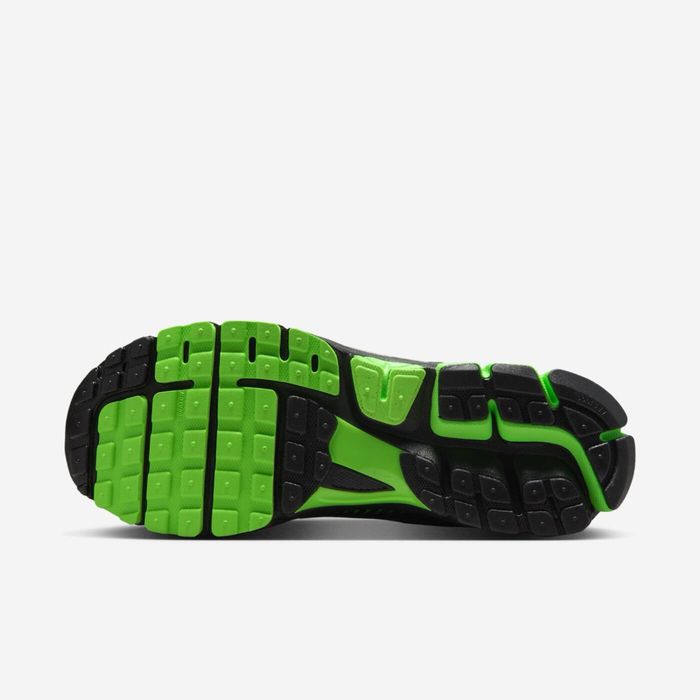 Оригінал 100%   Nike Zoom Vomero 5 Se Black/Grey IB2988-001. / від 26,5см до 29,5см/