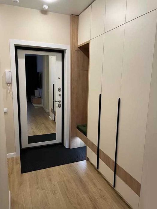 Шафа-гардероб у передпокій за вашими розмірами. Меблі на замовлення