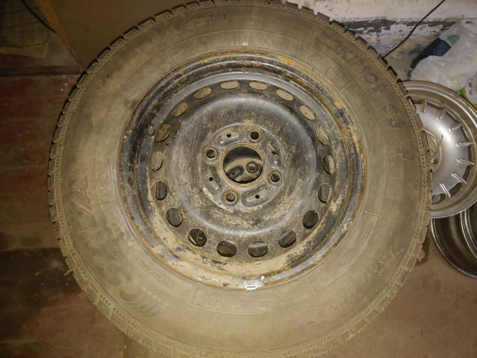 Продам шины с дисками 185/80 r14 114.3 chevrolet lacetti mitsubishi