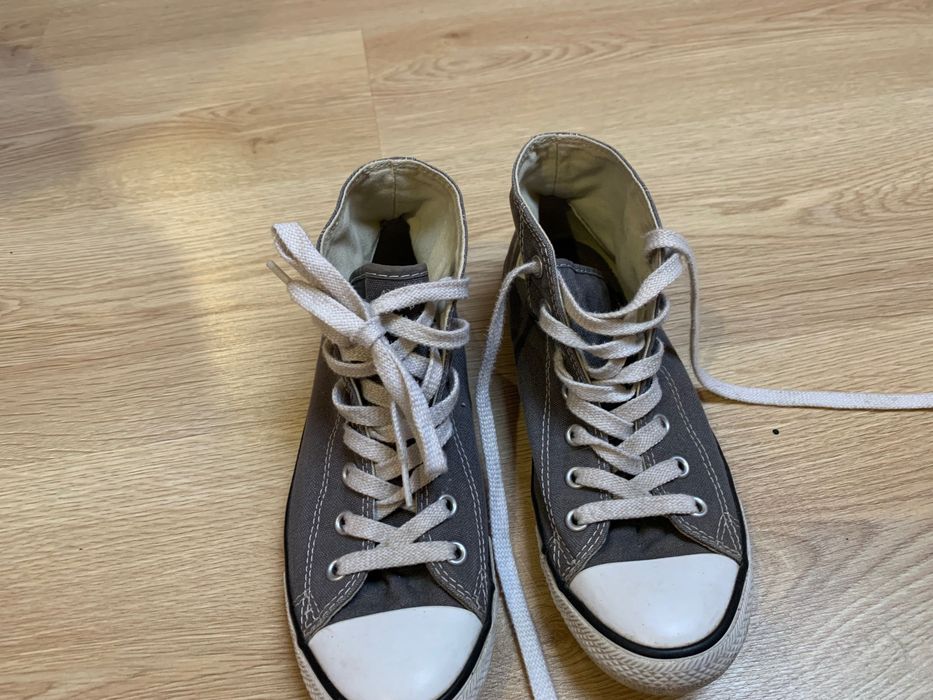 Converse жіночі, оригінальні, в світло-сірому кольорі