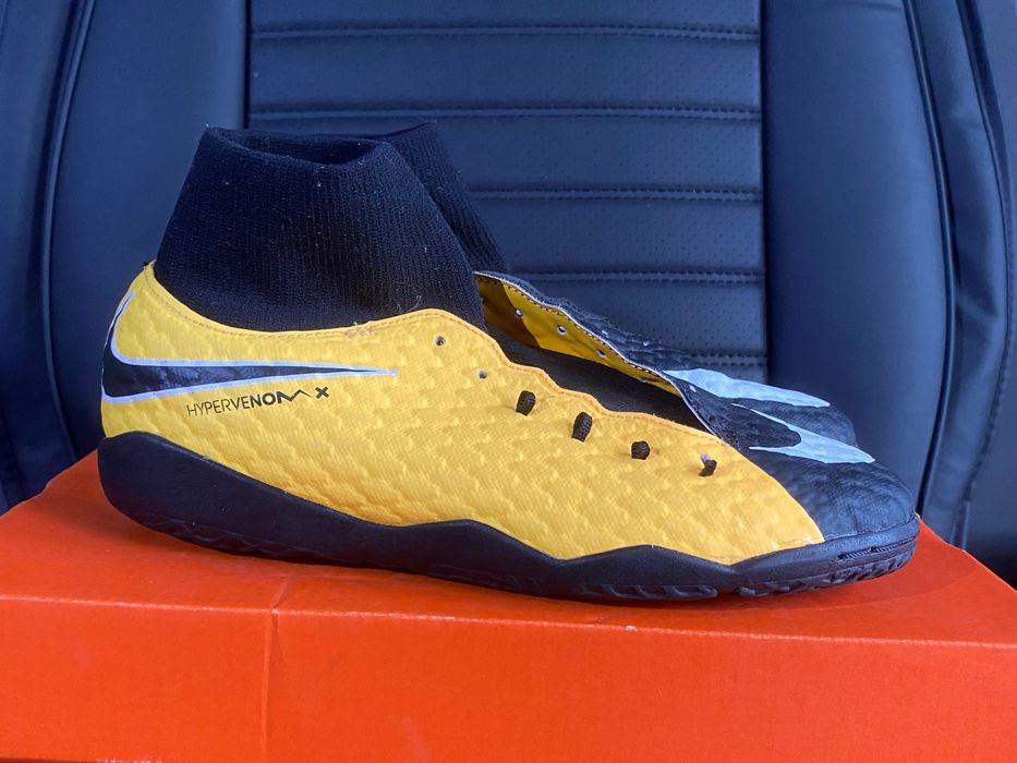 Nike Hypervenom 36,5 (23,5cm) buty piłkarskie Halówki