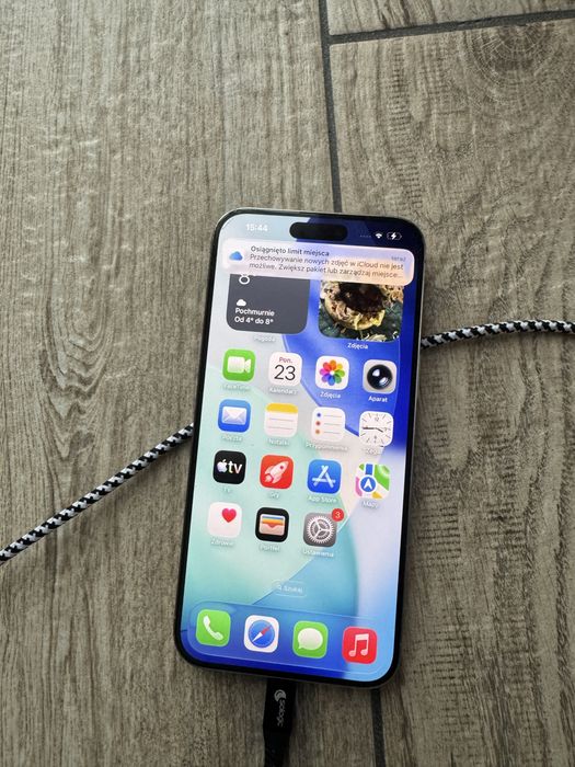 iPhone 15 pro max 256gb 87%