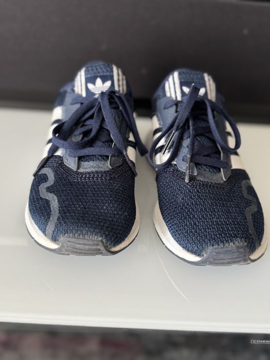 Кроссовки adidas