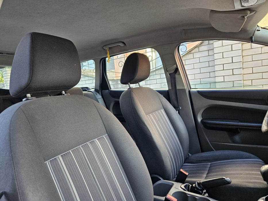 Ford Focus MK2  2008 рік 2.0 дизель для військових