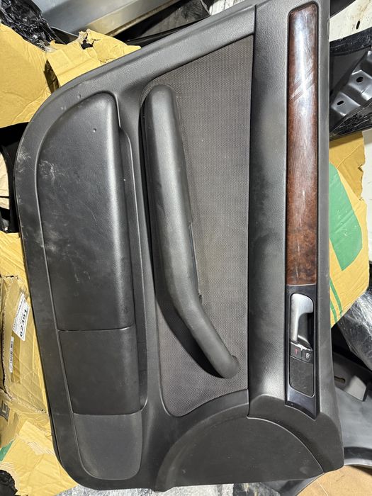 Дверные карты audi A6 c5