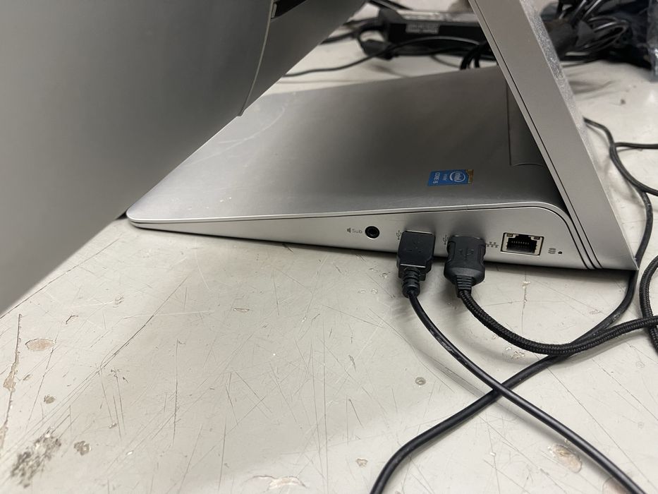 HP Envy Recline  pro AIO 23-k300np