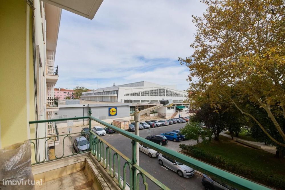 Quarto - localizado em Alvalade Lisbon