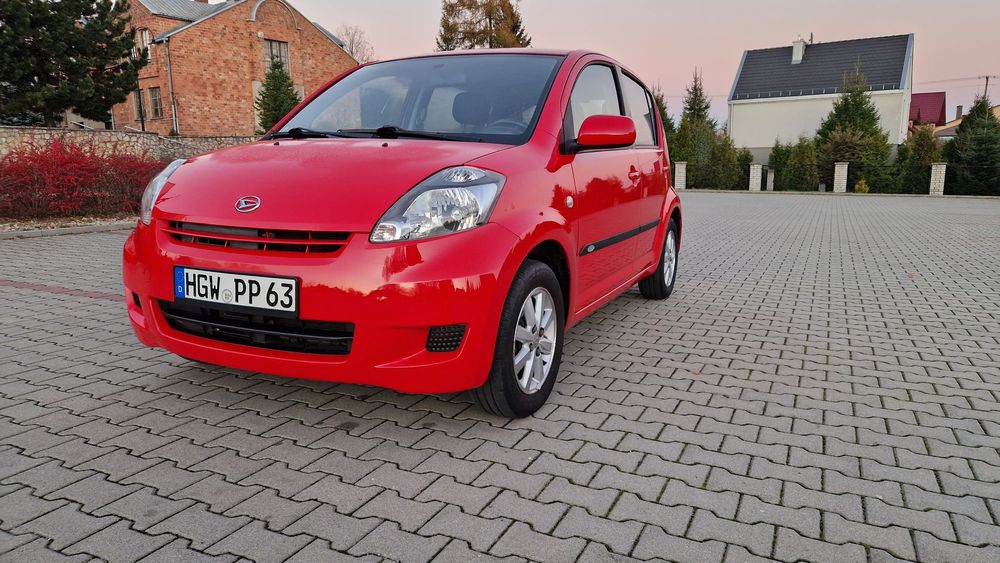 Daihatsu Sirion 1.3 16V Automat Jak TOYOTA Yaris Klima 5 Drzwi