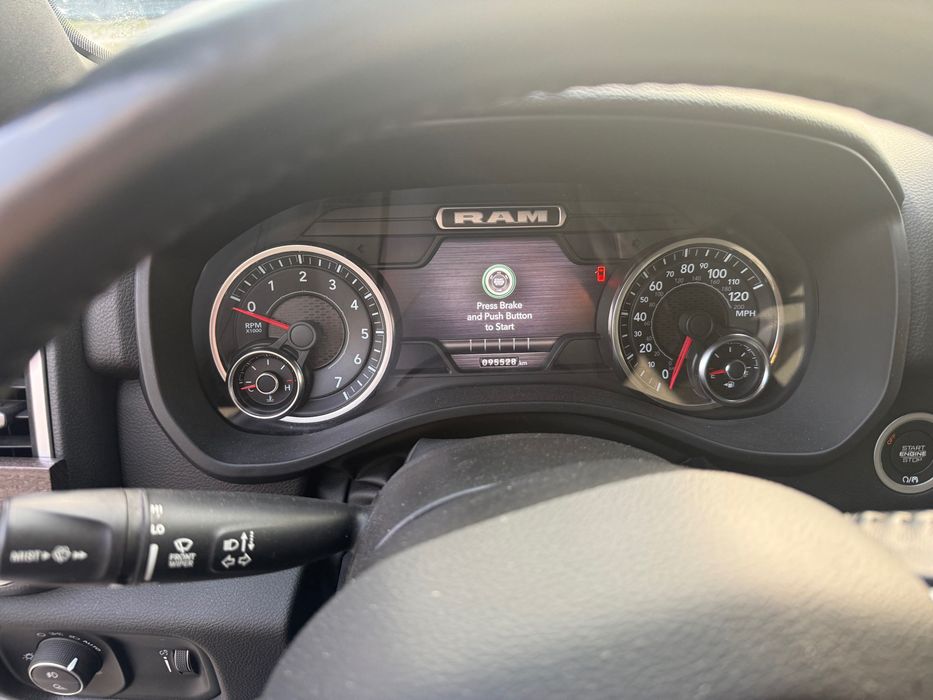 RAM 1500 eTorque 5.7 V8 HEMI 2022