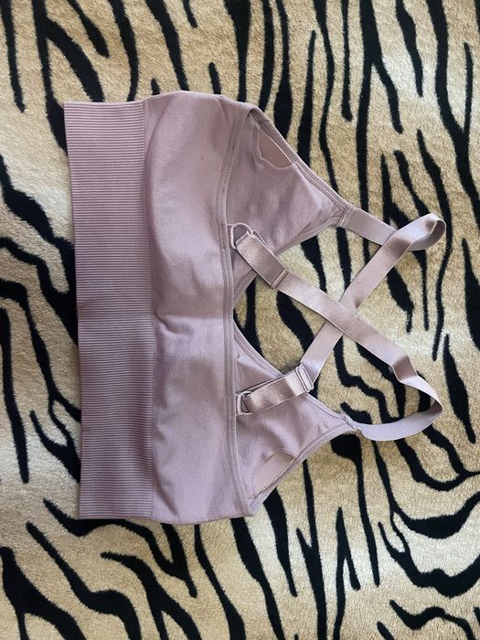 Спортивний топ hm