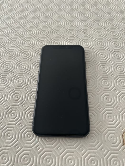 iPhone 11 128 GB Preto